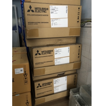 Biến tần công suất lớn FR-A840-160K-1 160kW-400V