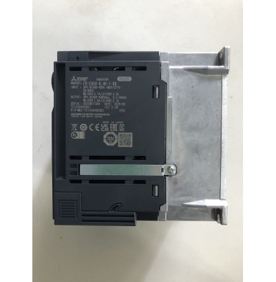 Biến tần FR-E840-0.4K-1-60 0.4kW-400V