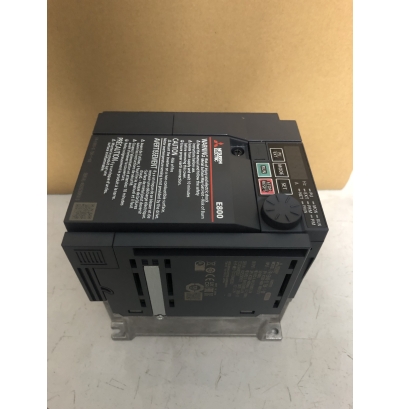 Biến tần FR-E840-0.75K-1 0.75kW-400V