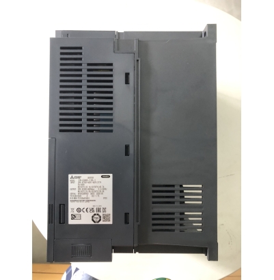 Biến tần FR-E840-15K-1 15kW-400V