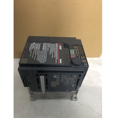 Biến tần FR-E840-1.5K-1 1.5kW-400V