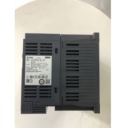 Biến tần FR-E840-5.5K-1-60 5.5kW-400V