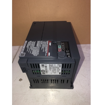 Biến tần FR-E840-5.5K-1 5.5kW-400V
