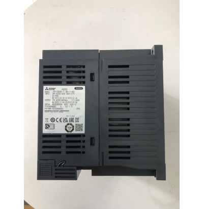 Biến tần FR-E840-7.5K-1-60 7.5kW-400V