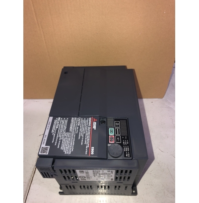 Biến tần FR-E840-7.5K-1 7.5kW-400V